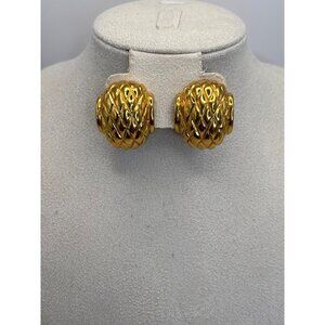 Napier Vintage Chunky Curved Quilt Basket Weave Gold Tone Screw Clip Earrings